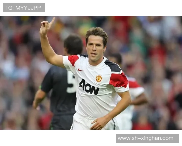 世界顶级足球明星的压迫感与竞技场上的心态博弈解析 世界顶级足球明星的压迫感与竞技场上的心态博弈解析